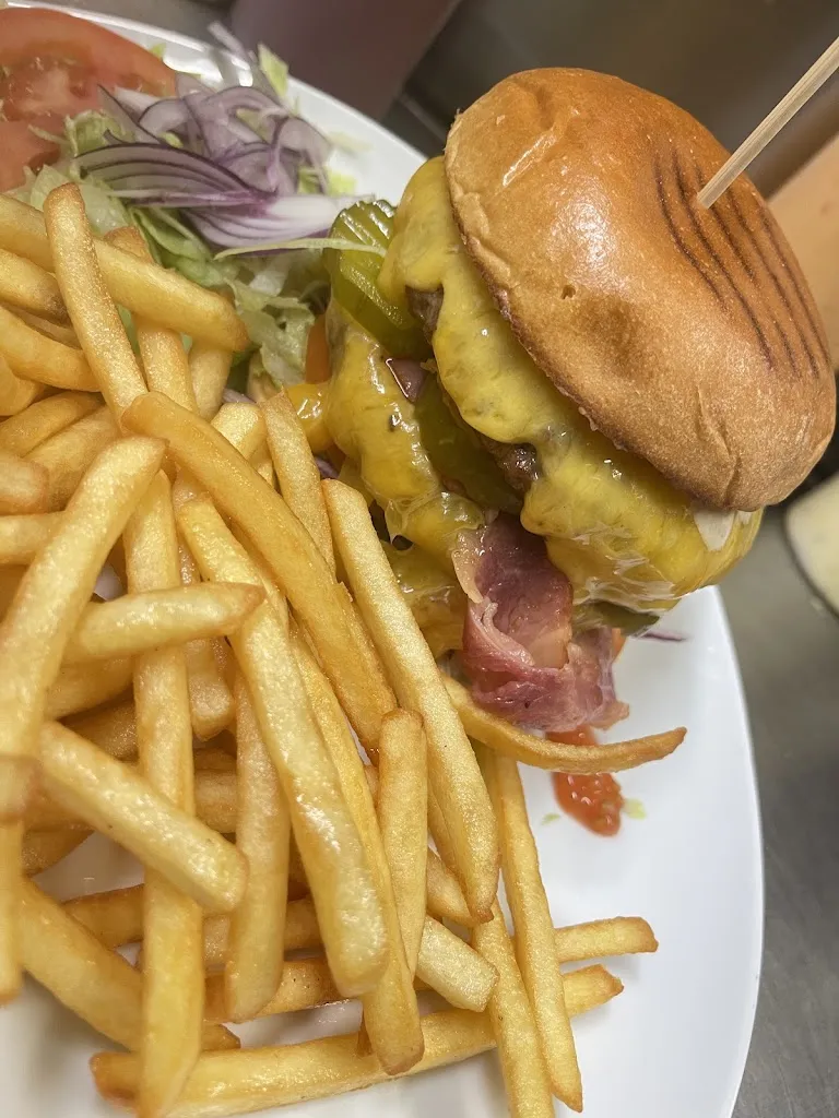 Manish Gaming_Food factory_Grigny_review