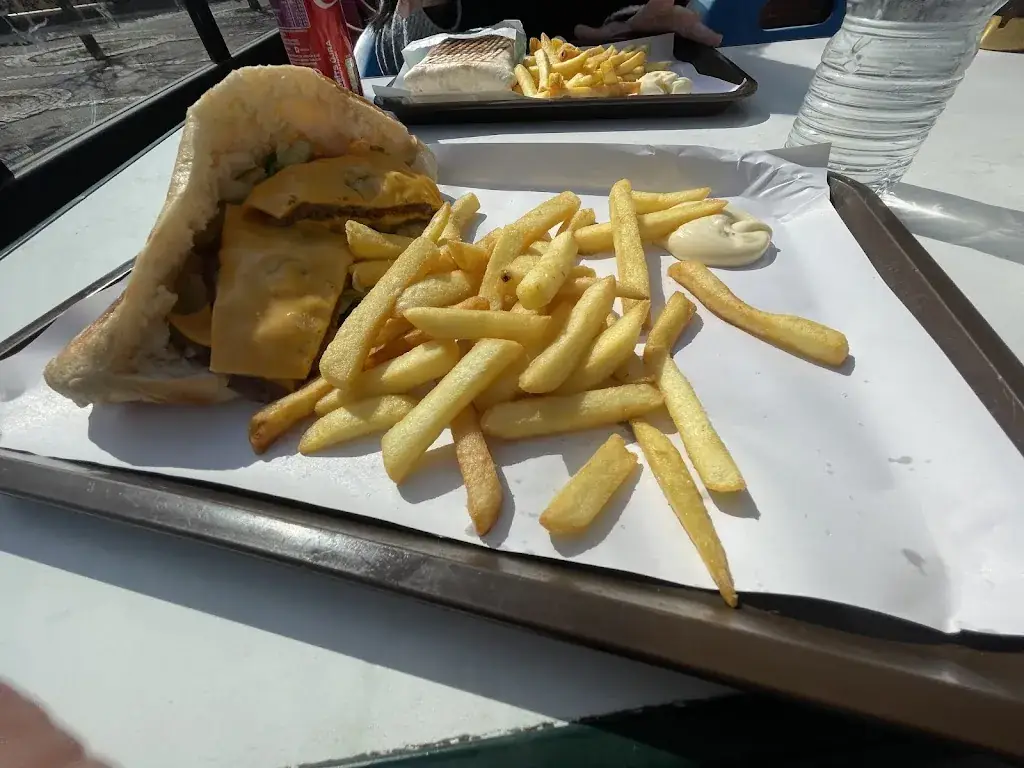 Christophe Boistel_Le Gyros_Saint-Valery-en-Caux_review