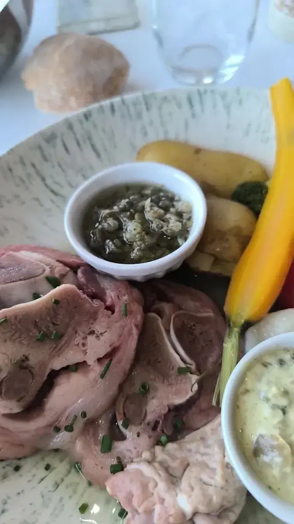 elodie vadeleau_Casino in St Valery En Caux_Saint-Valery-en-Caux_review