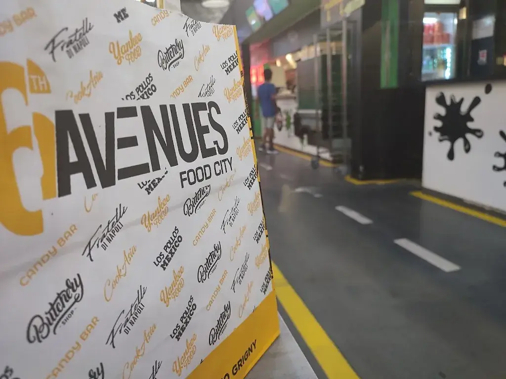 redouane aouby_6th Avenues_Grigny_review