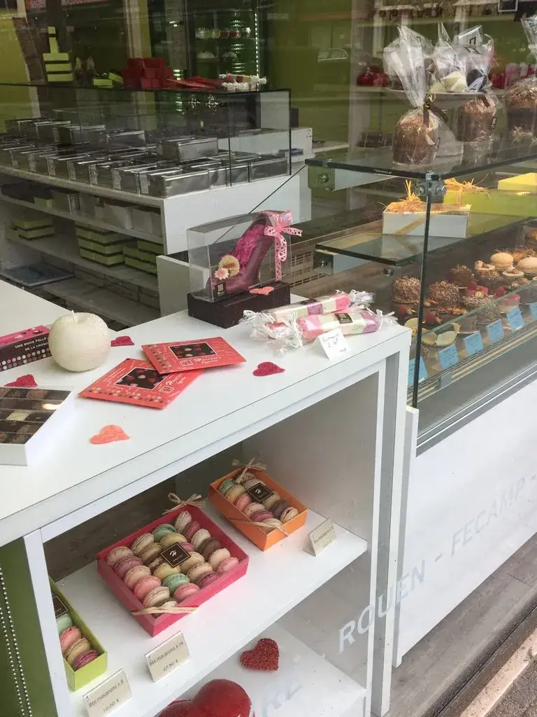 Hautot Chocolatier Pâtissier_Saint-Valery-en-Caux_slider_image_1