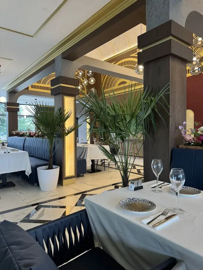 Millenium Restaurant Grill & Ocakbasi restaurant in Grigny