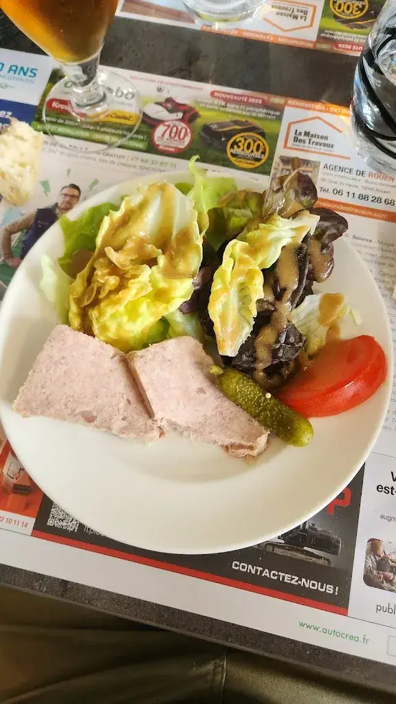 Hota_L'Odyssee_Sotteville-lès-Rouen_review