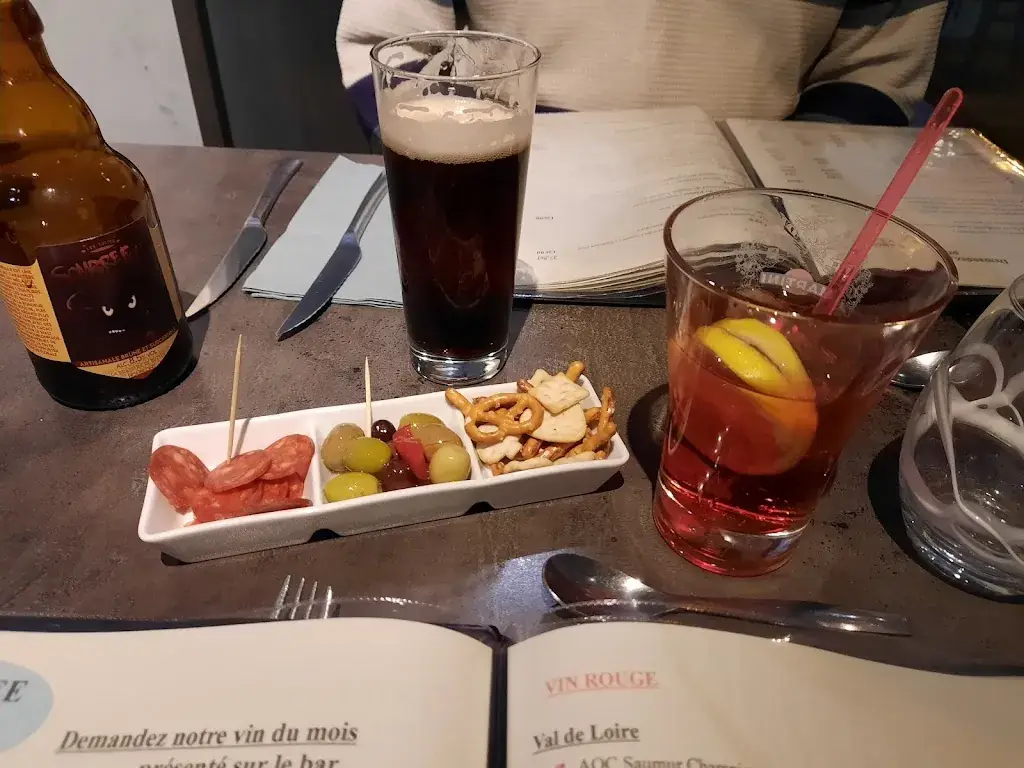 Annick_L'Odyssee_Sotteville-lès-Rouen_review