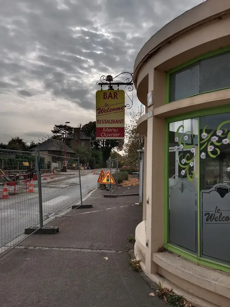 Stephanie Aymard_restaurant le welcome_Tessy-Bocage_review