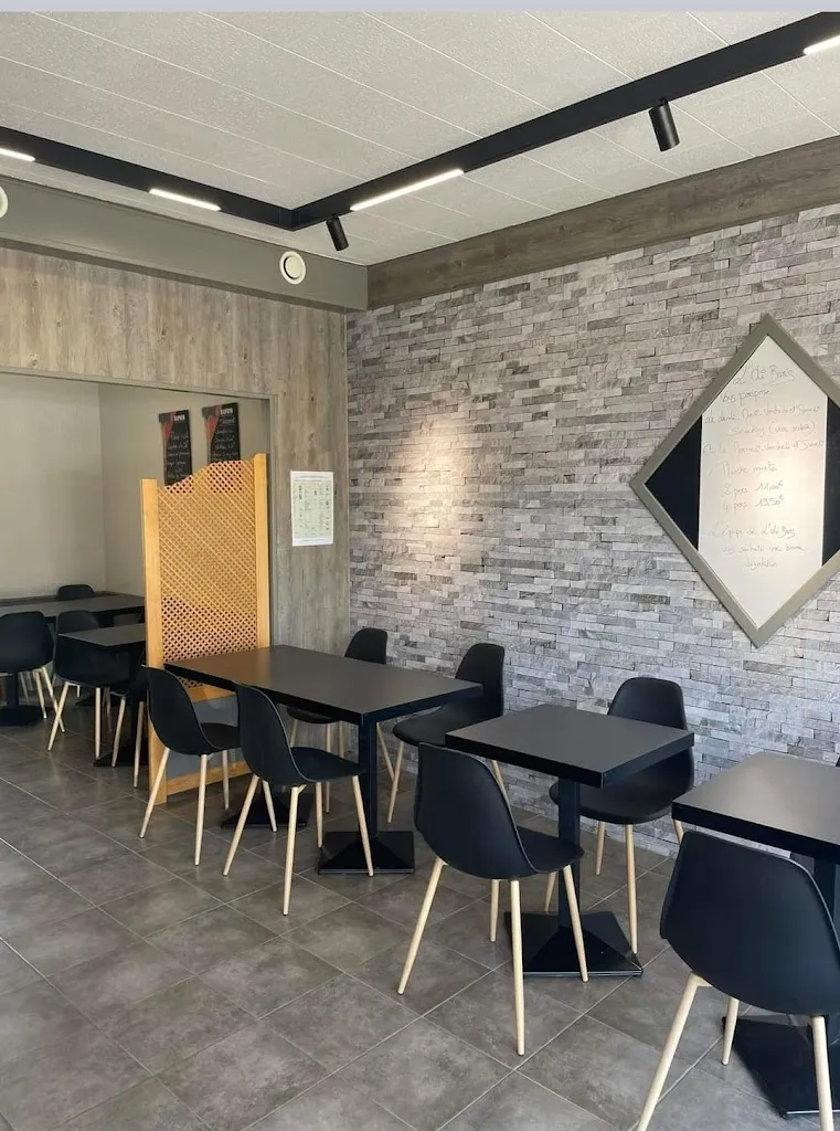 L'olibar's_Tessy-Bocage_slider_image_2