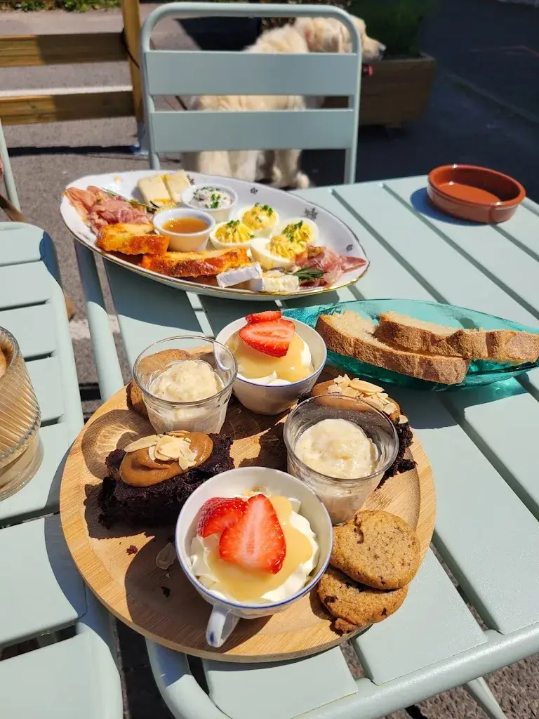 Eva Besnard_Anelia Restaurant - Café, Brunch & Boutique_Thaon_review