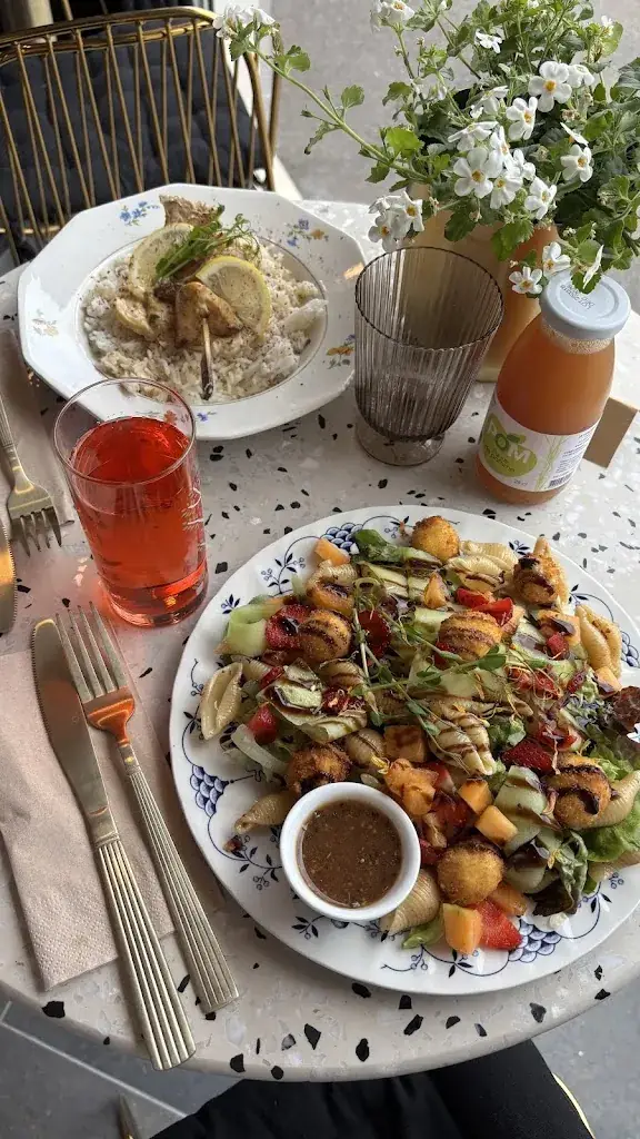 Anelia Restaurant - Café, Brunch & Boutique_Thaon_slider_image_3