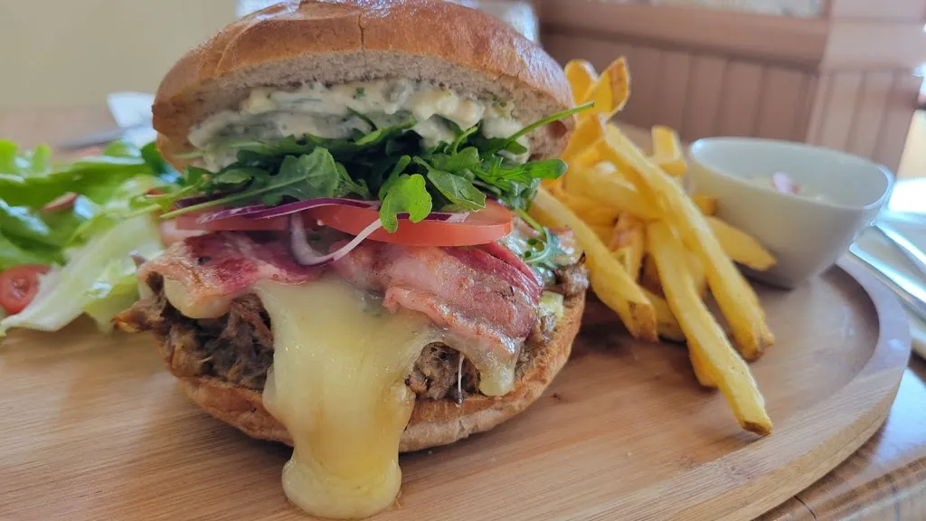 Aux Deux Amours_Thiberville_slider_image_2