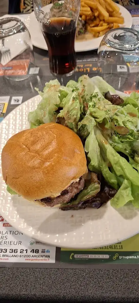 david raveneau_The Golden Lion_Thiberville_review