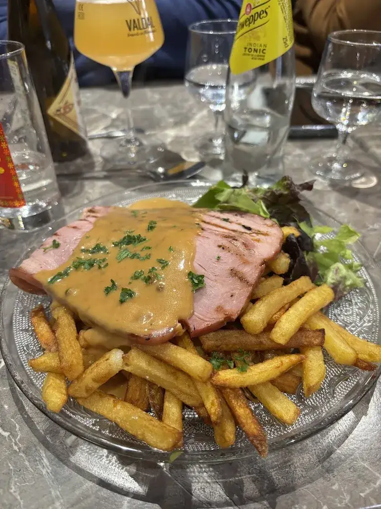 Le Cheval Blanc_Tinchebray-Bocage_slider_image_3