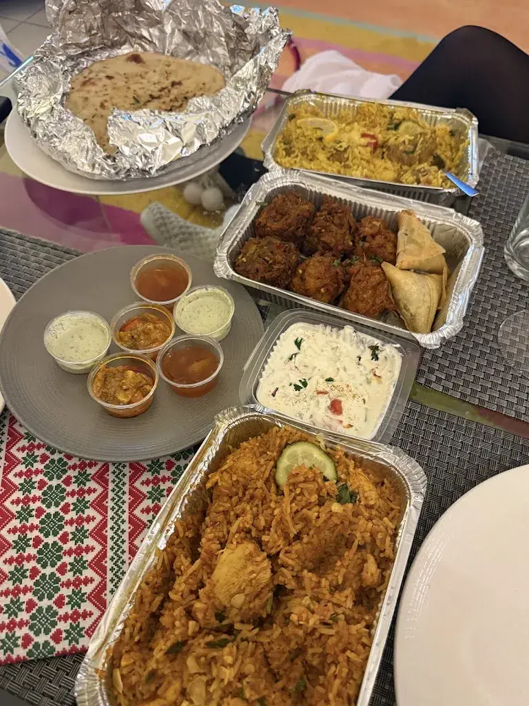 Dav id_Noor jahan_Roche-sur-Foron_review