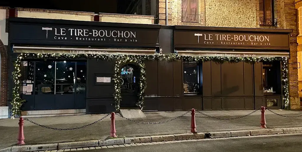 Le Tire-Bouchon restaurant in d'Iton