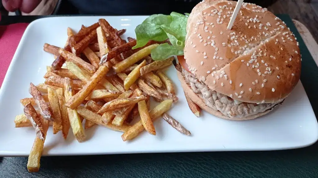 Louise Nina_Le Pot d'étain_d'Iton_review