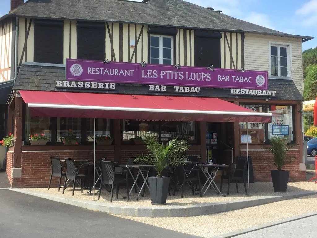 Les P'tits Loups Restaurant in Toutainville