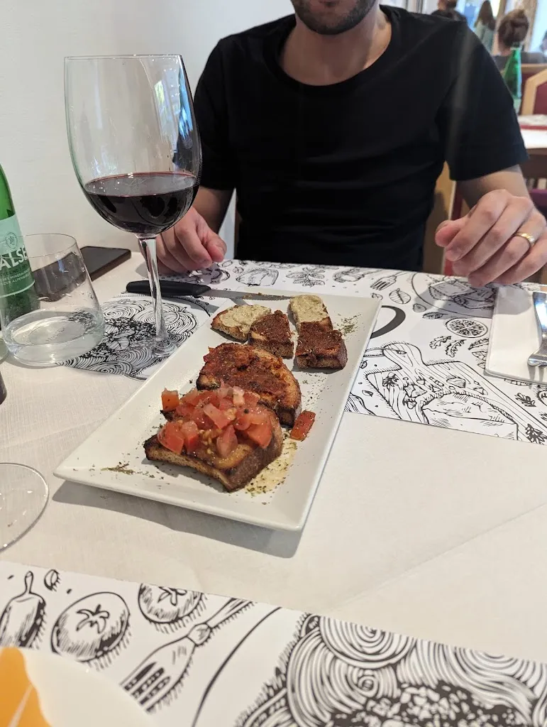 Ioana Craciun_Centro_Trun_recensione