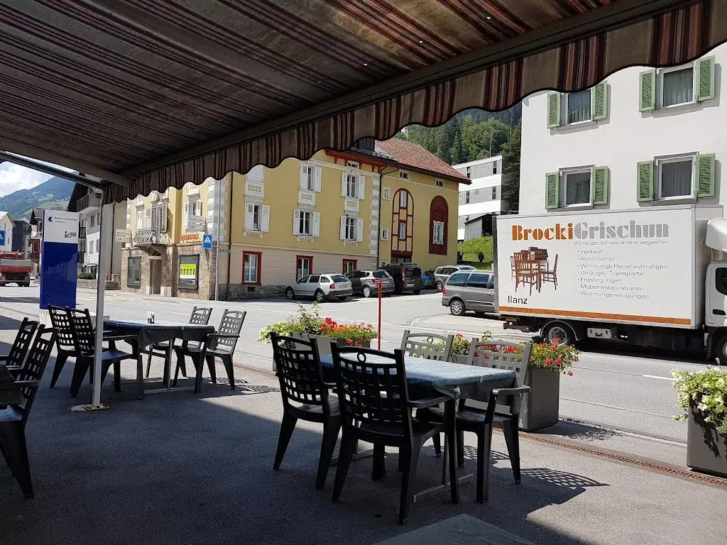 Café Tschut_Trun_slider_image_3