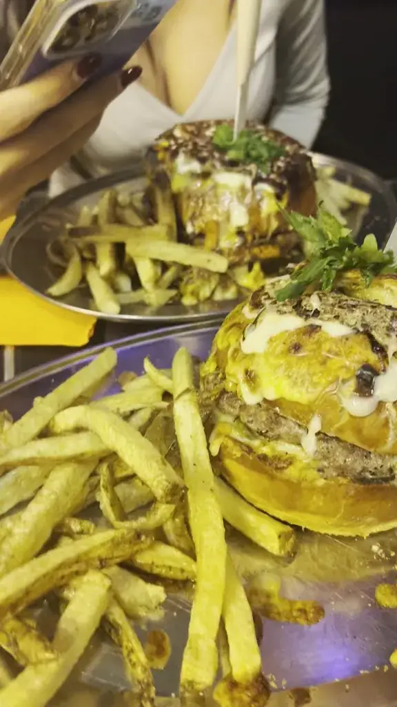 Les Docks_Trouville-sur-Mer_slider_image_2