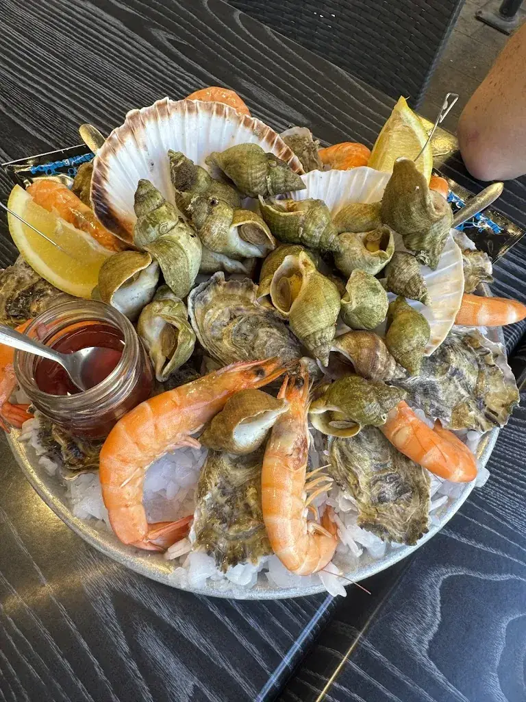 Aurore Colautto_Chez Robert et Denis_Trouville-sur-Mer_review