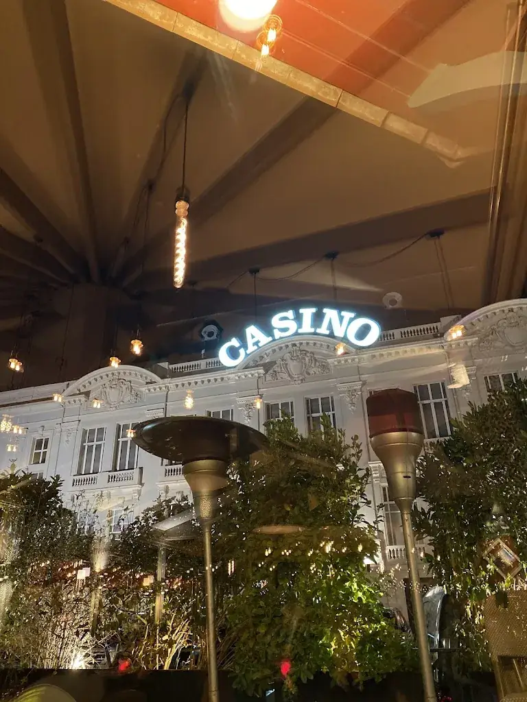 LE PAVILLON AUGUSTINE_Trouville-sur-Mer_slider_image_1