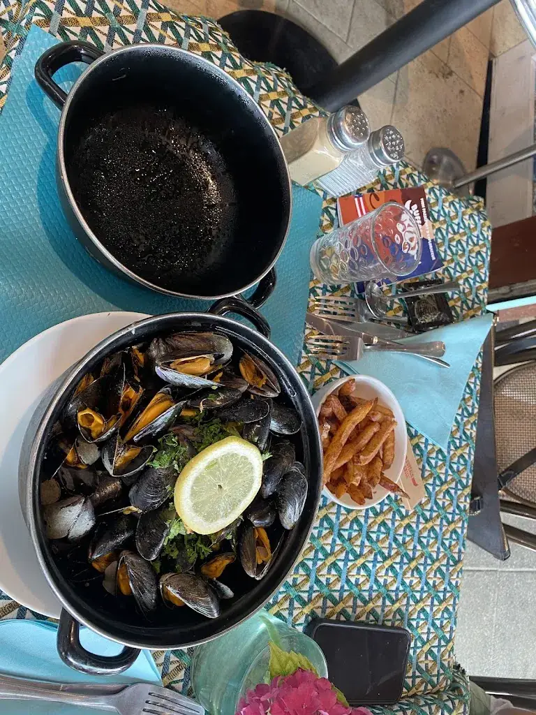 lissa maria motta_La Moulerie by Cath_Trouville-sur-Mer_review