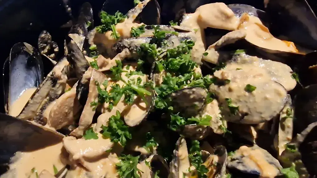 La Moulerie by Cath_Trouville-sur-Mer_slider_image_2