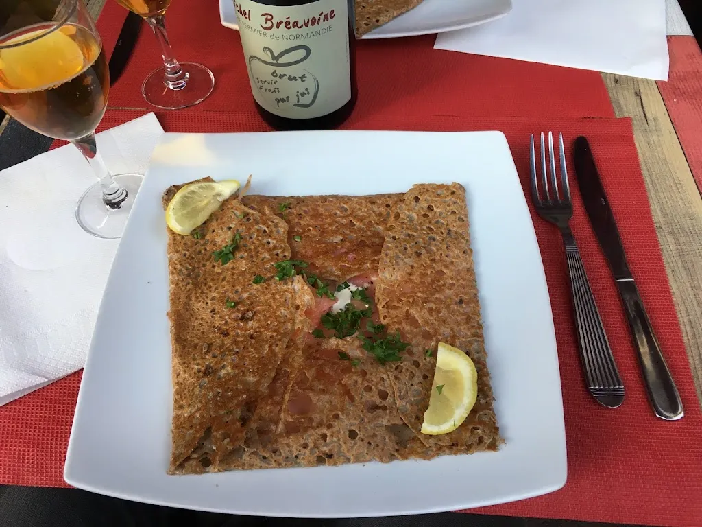 Bavo Cumps_Pierre et le Loup_Trouville-sur-Mer_review