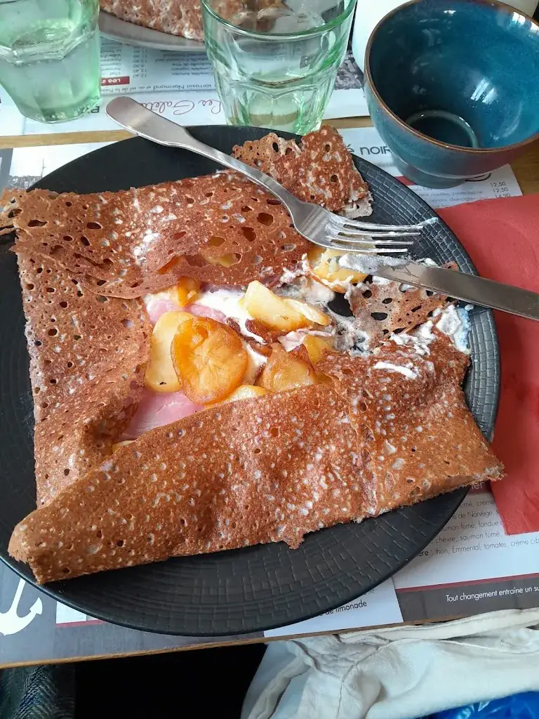 Shira Der_Crêperie du Port_Trouville-sur-Mer_review