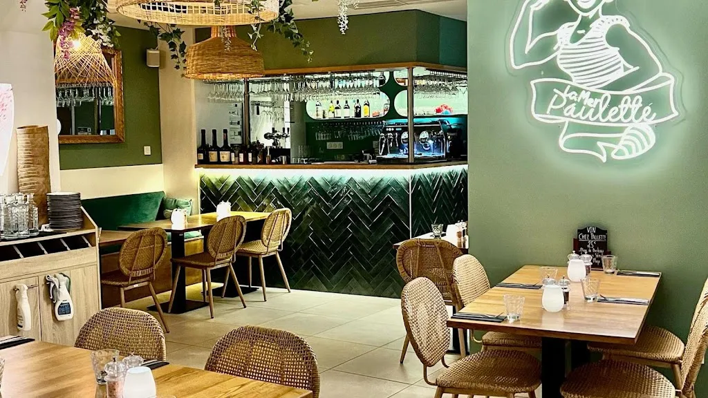 La Mer Paulette_Trouville-sur-Mer_slider_image_1