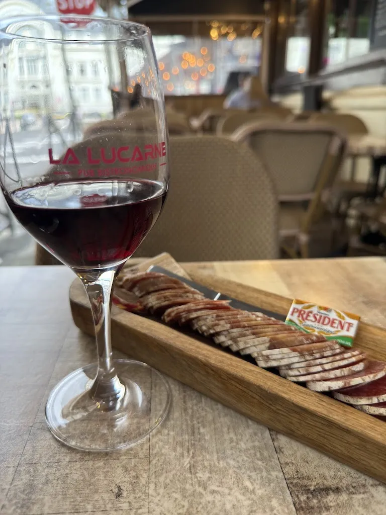 HOYEON_La lucarne_Trouville-sur-Mer_review