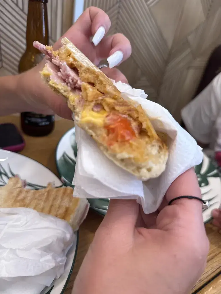 Joachim Savigny_Acro'Quai_Trouville-sur-Mer_review