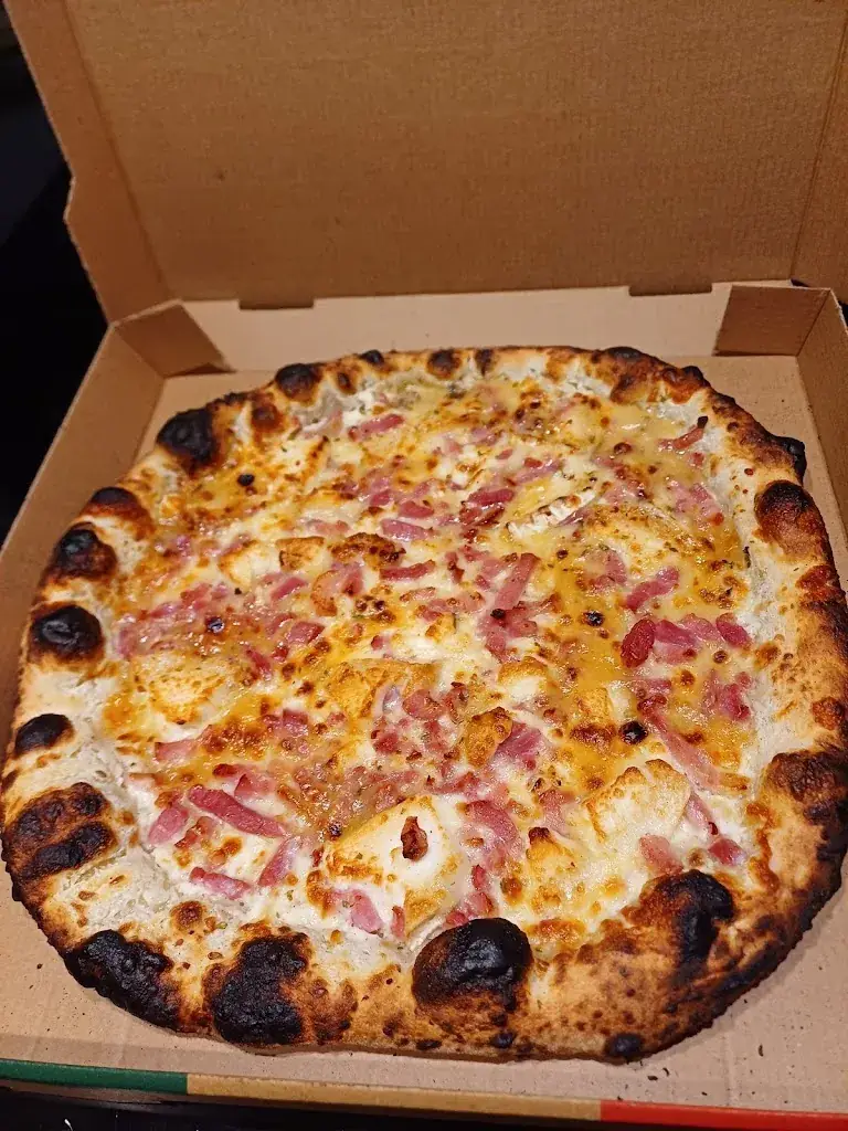 Ali Son_Alex Pizza_Villers-Écalles_review