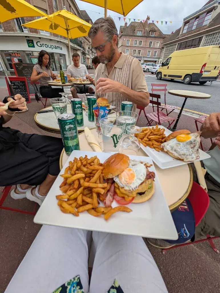 Marilyn Kagan_L'équerre_Vimoutiers_review