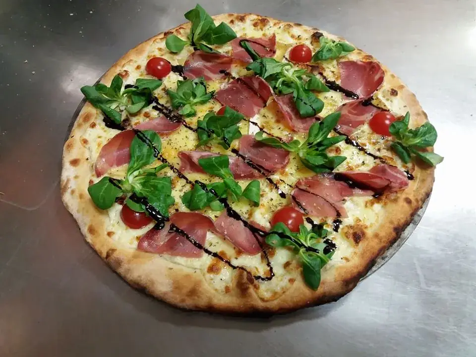 Chez Luigi & Cie restaurant à Vimoutiers