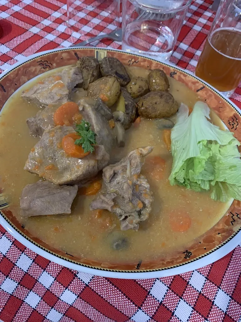 Marisa Buller_Le Soleil d'Or_Vimoutiers_review