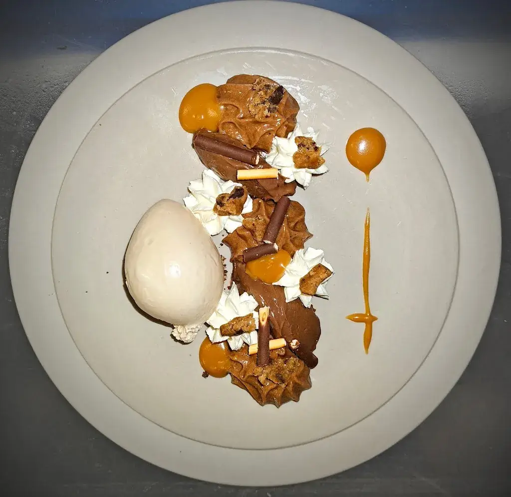 Restaurant de l'Hôtel de France Vire_Normandie_slider_image_2