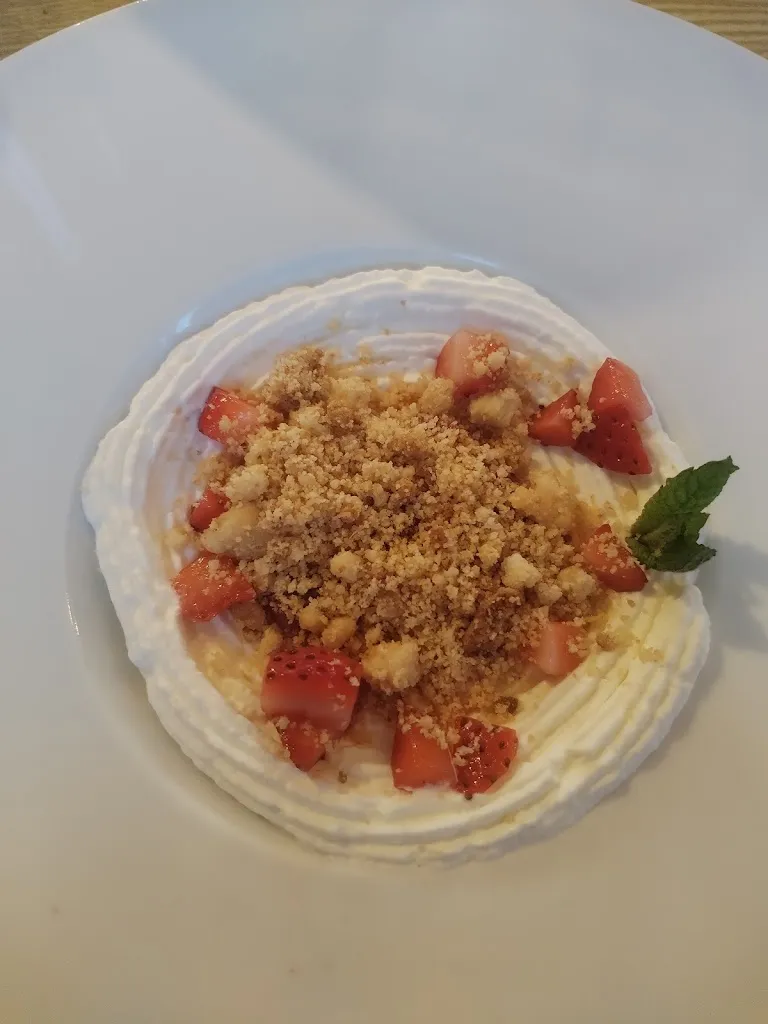 Sandra Cheval_Le Troquet_Normandie_review