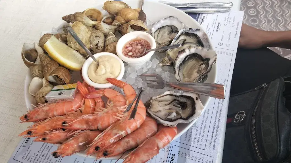 Herve Beal_Le Nautique_Yport_review