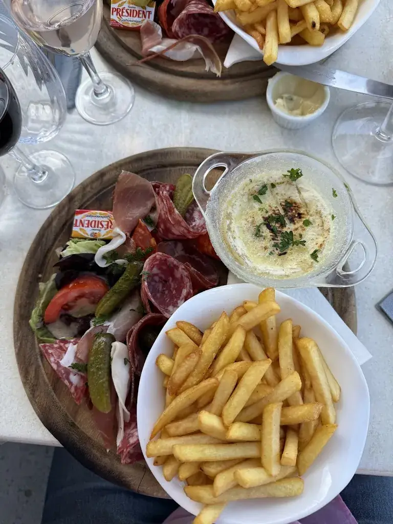 Le Petit Saint Pierre_Yport_slider_image_3