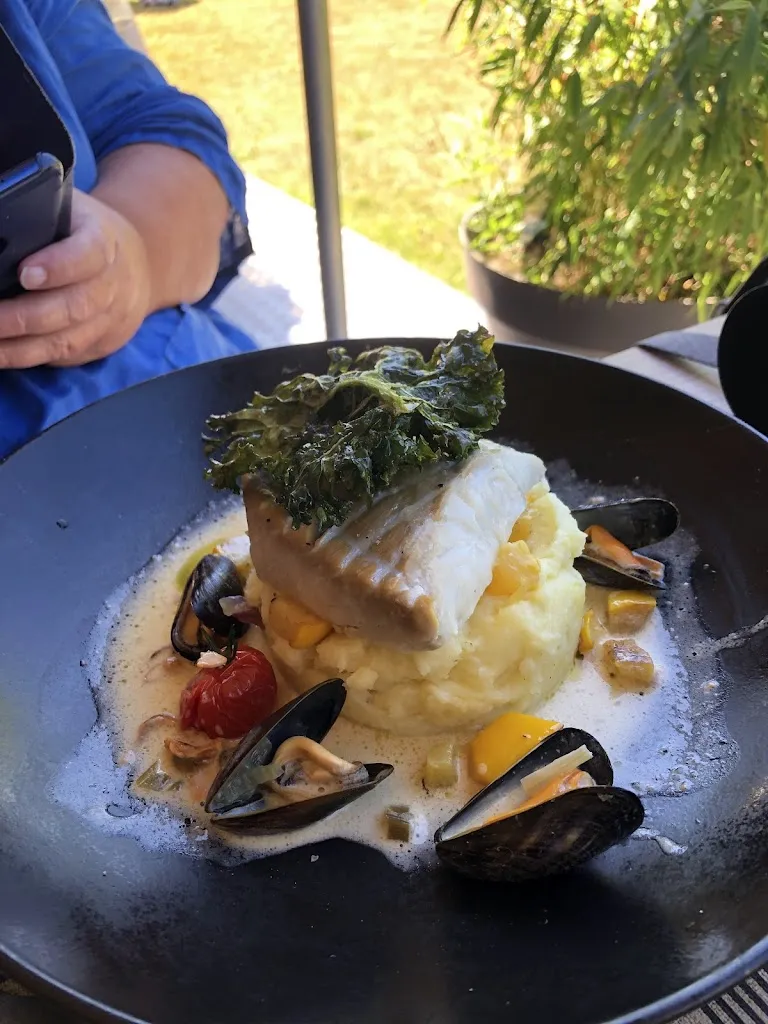 Adrien Raza_Restaurant le Puits Fleuri_Vattetot-sur-Mer_recensione