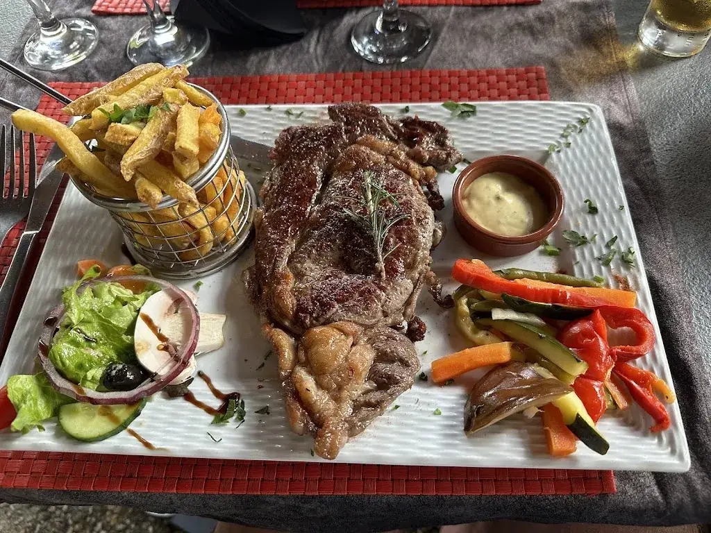 Andrew Taylor (Andy)_Restaurant La Terrasse_Agen_review