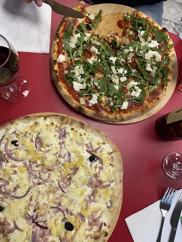 Eline Vancraeyenest_Giovanni pizza jujurieux_Jujurieux_review