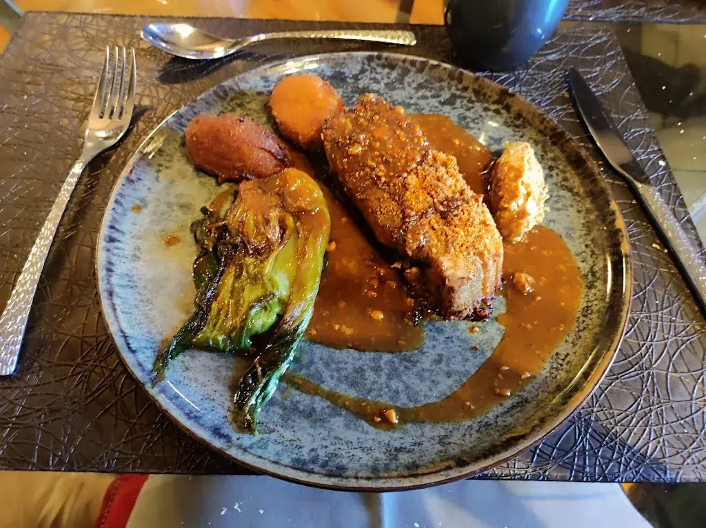 Le Nostradamus_Agen_slider_image_2