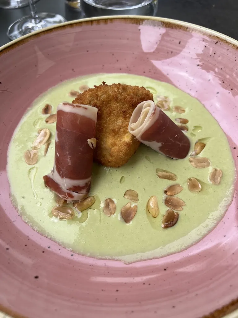 Vincent Sacau_Le Rouergat_Castelculier_review