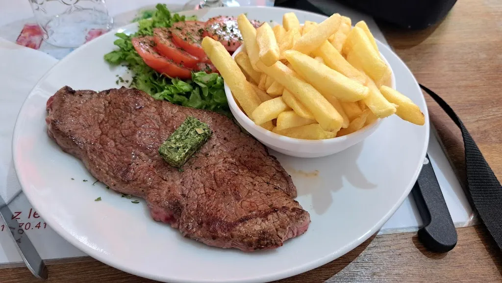 Brasserie Gilou et Déde_Aiguillon_slider_image_2