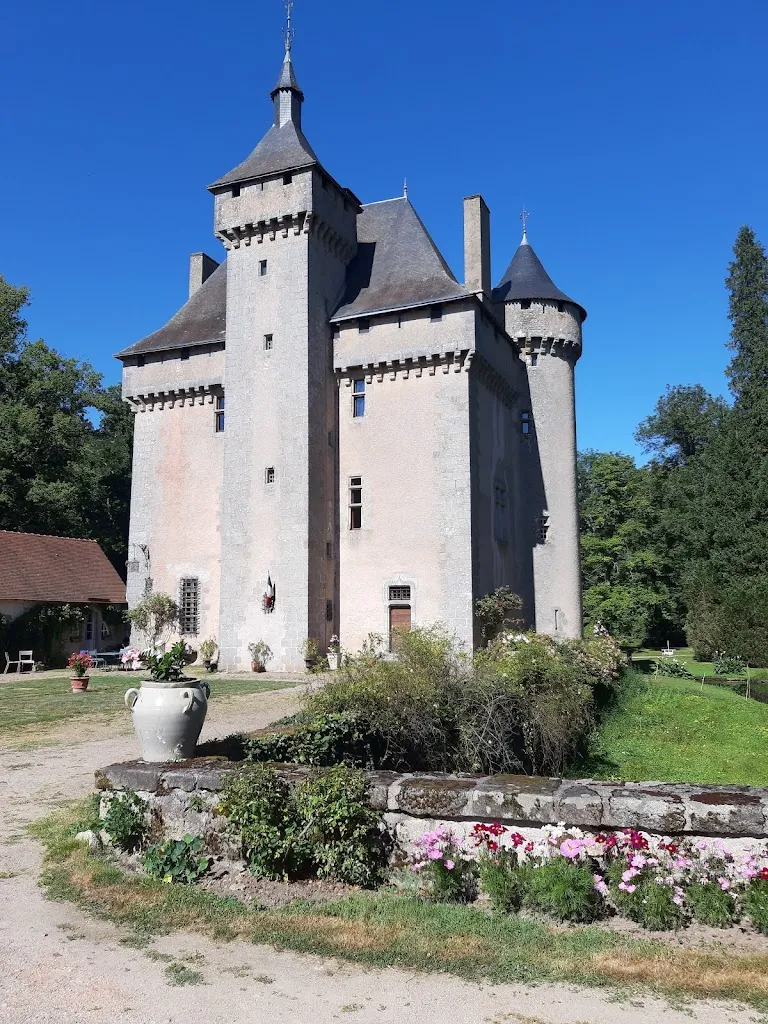 Château de la Chezotte restaurant in Ahun