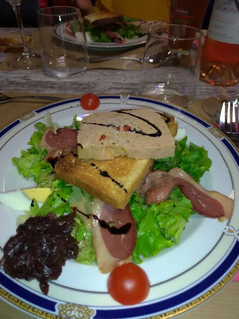 Monique Quentin_La Petite Calèche_Saint-Michel-de-Veisse_review