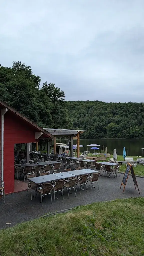 Diederik van Dam_O Z’amis du Lac_Bourg-d'Hem_review