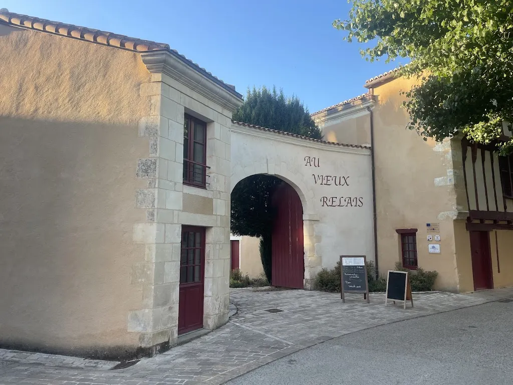 J H_Le Bistrot du Vieux Relais - Bar & Snack Fait Maison_Airvault_review