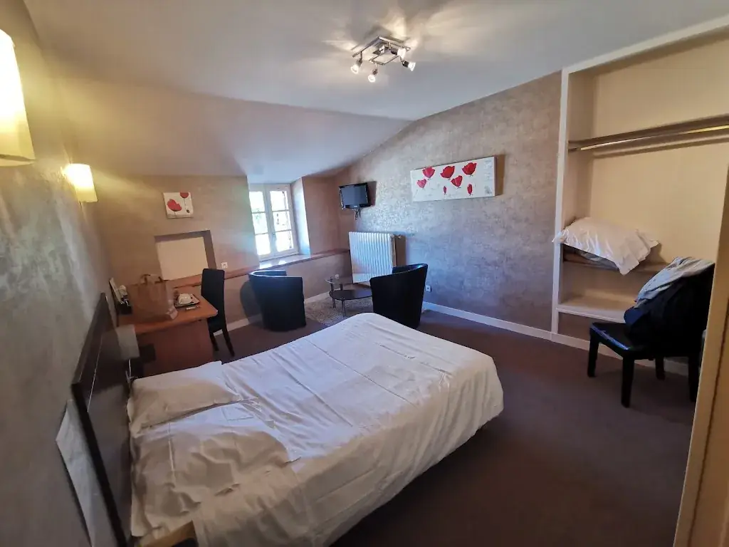 Logis Hôtel Restaurant O'Fun Art_Airvault_slider_image_1